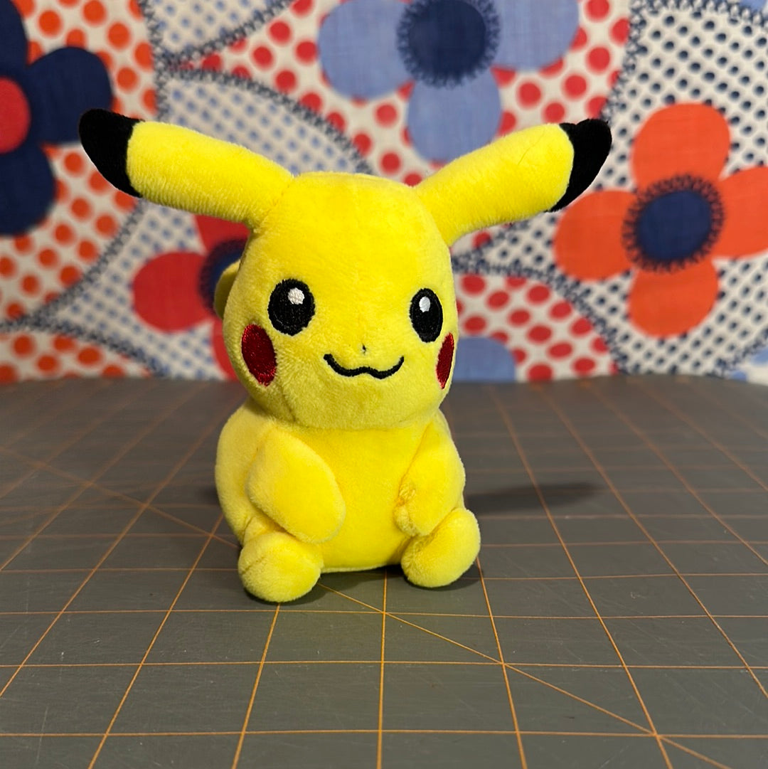 Plush Pikachu, 5"h