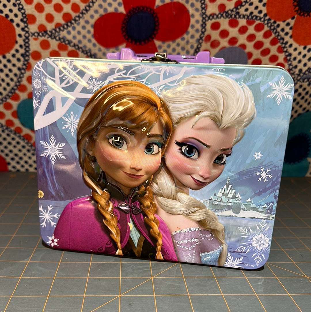 Disney Frozen Anna & Elsa 3D Tin Lunchbox
