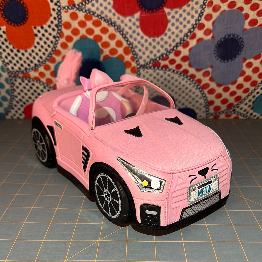 Na! Na! Na! Surprise Pink Soft Plush Convertible Car