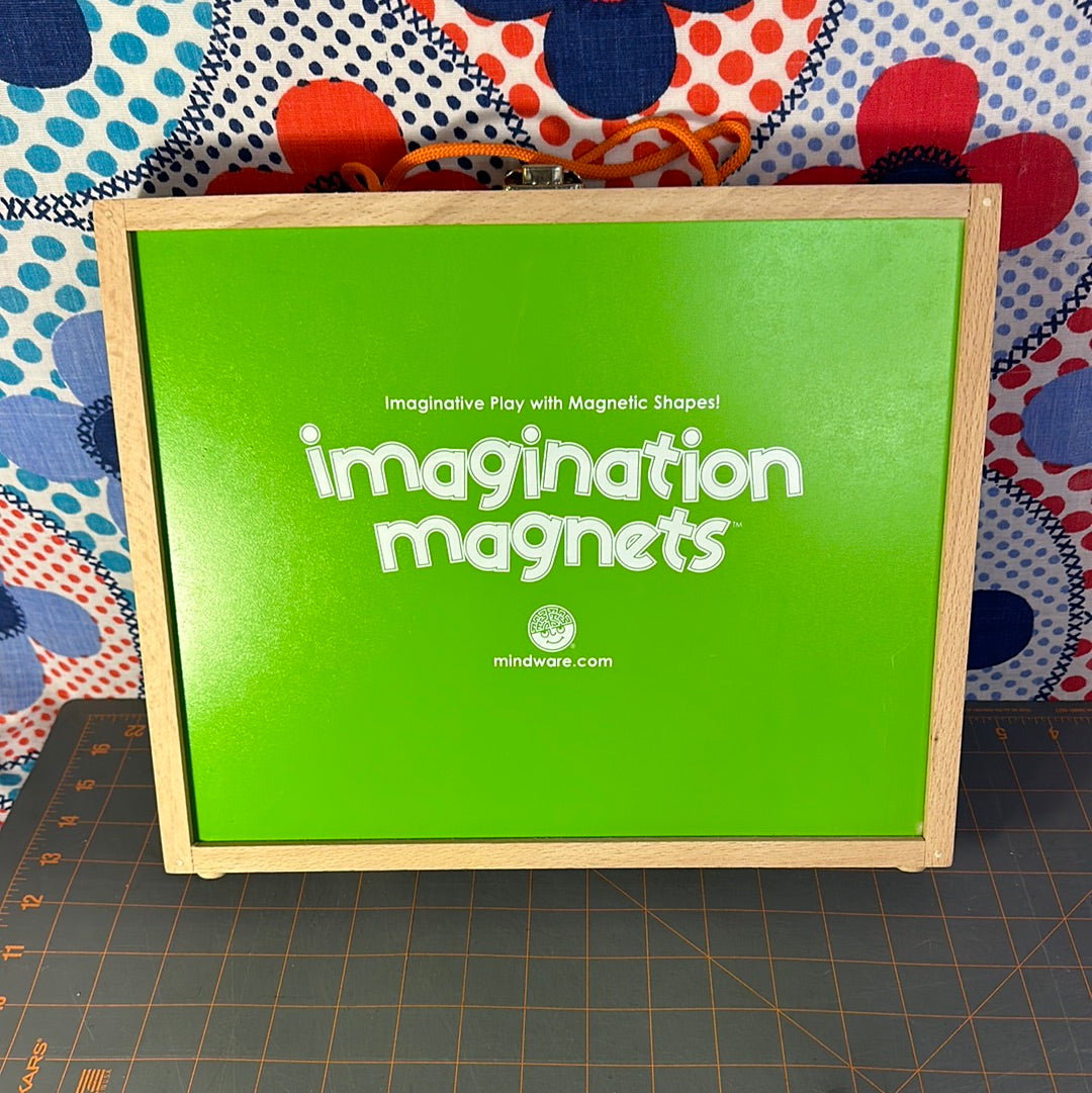 Imagination Magnets by Mindware, 25 double sided cards, 42 magnets