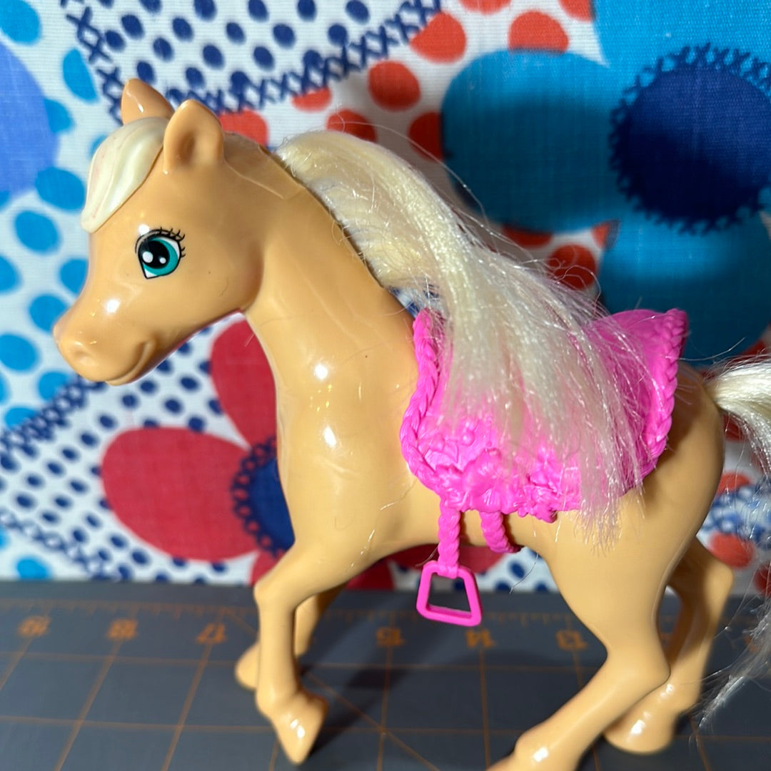 (2) Barbie Club Horse Ponies