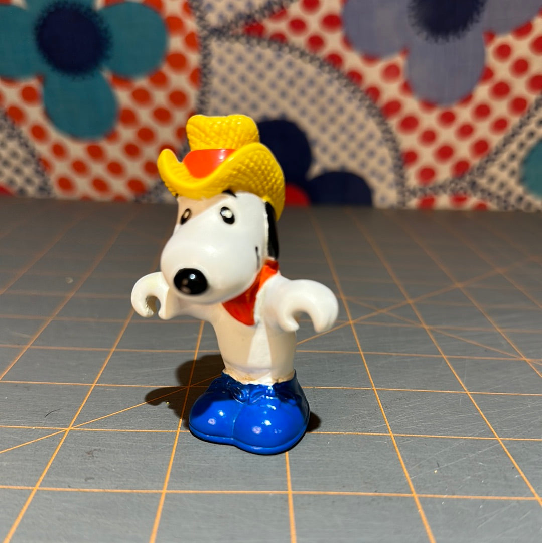 Snoopy Vintage 1966 Dog Peanuts in Cowboy Farmer Hat Toy Figure