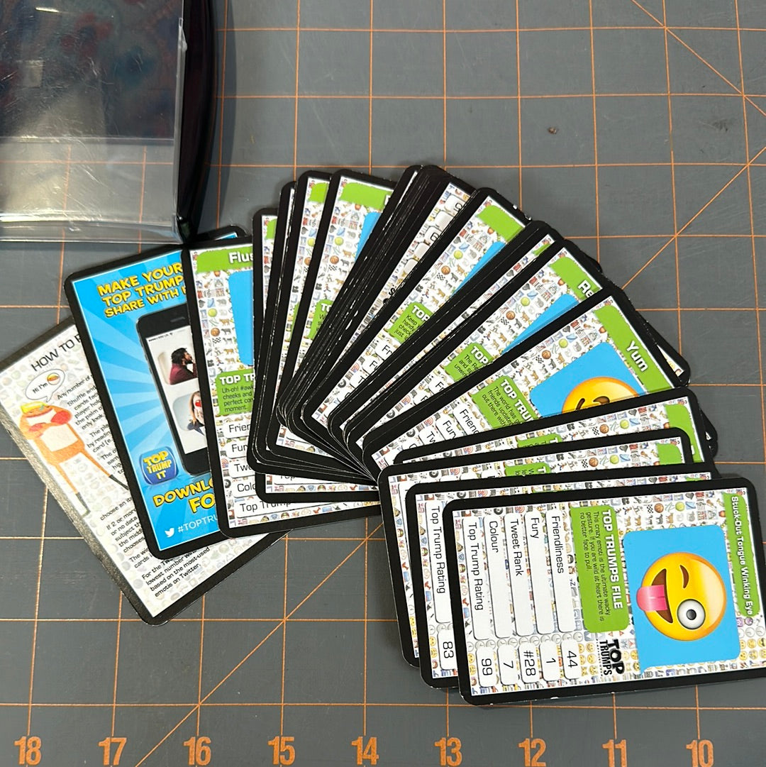 Top Trumps - Top 30 Emotis Card Game