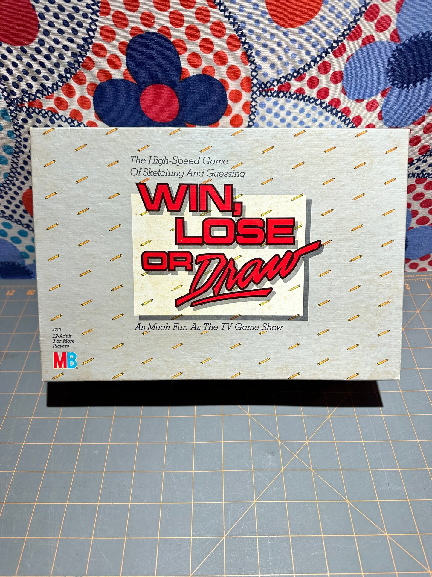 Win Lose or Draw Board Game 1987 Milton Bradley