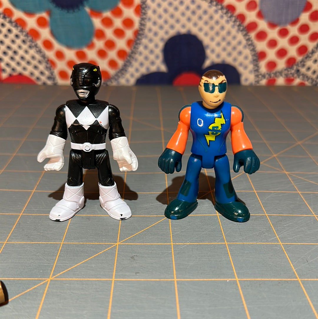 (4) Imaginext Figures: Serpent Pirate, Knights Ocean, Power Ranger, and Sky Racer Pilot AND Accessories