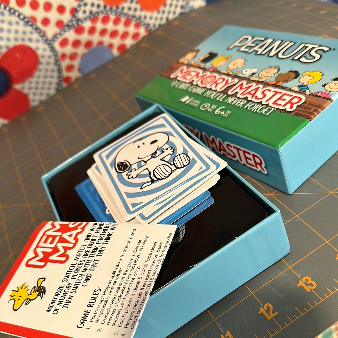 PEANUTS MEMORY MASTER card game, Aquarius, Snoopy Charlie Brown