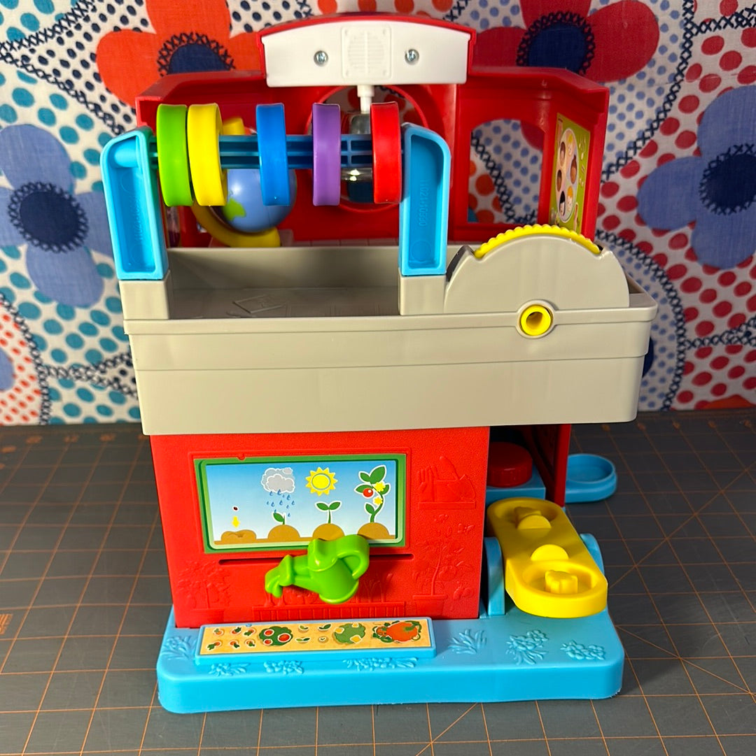 Fisher Price School House Playset, 2018 Mattel, 11"h