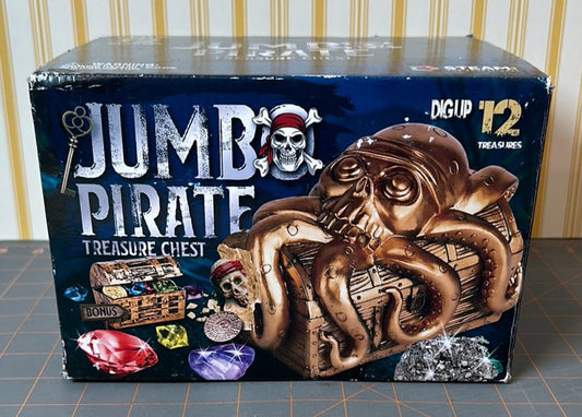 Jumbo Pirate Treasure Chest, Dig Up 12 Treasures, New