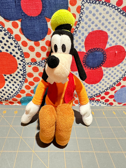 Small Goofy Plush, 11"