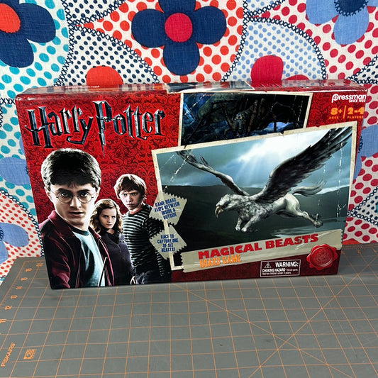 Harry Potter MAGICAL BEASTS Board Game 2016