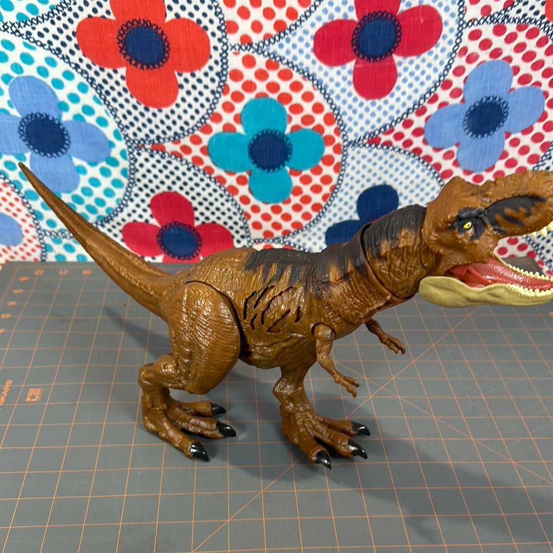 Jurassic World Dominion Tyrannosaurus Rex Extreme Damage Toy