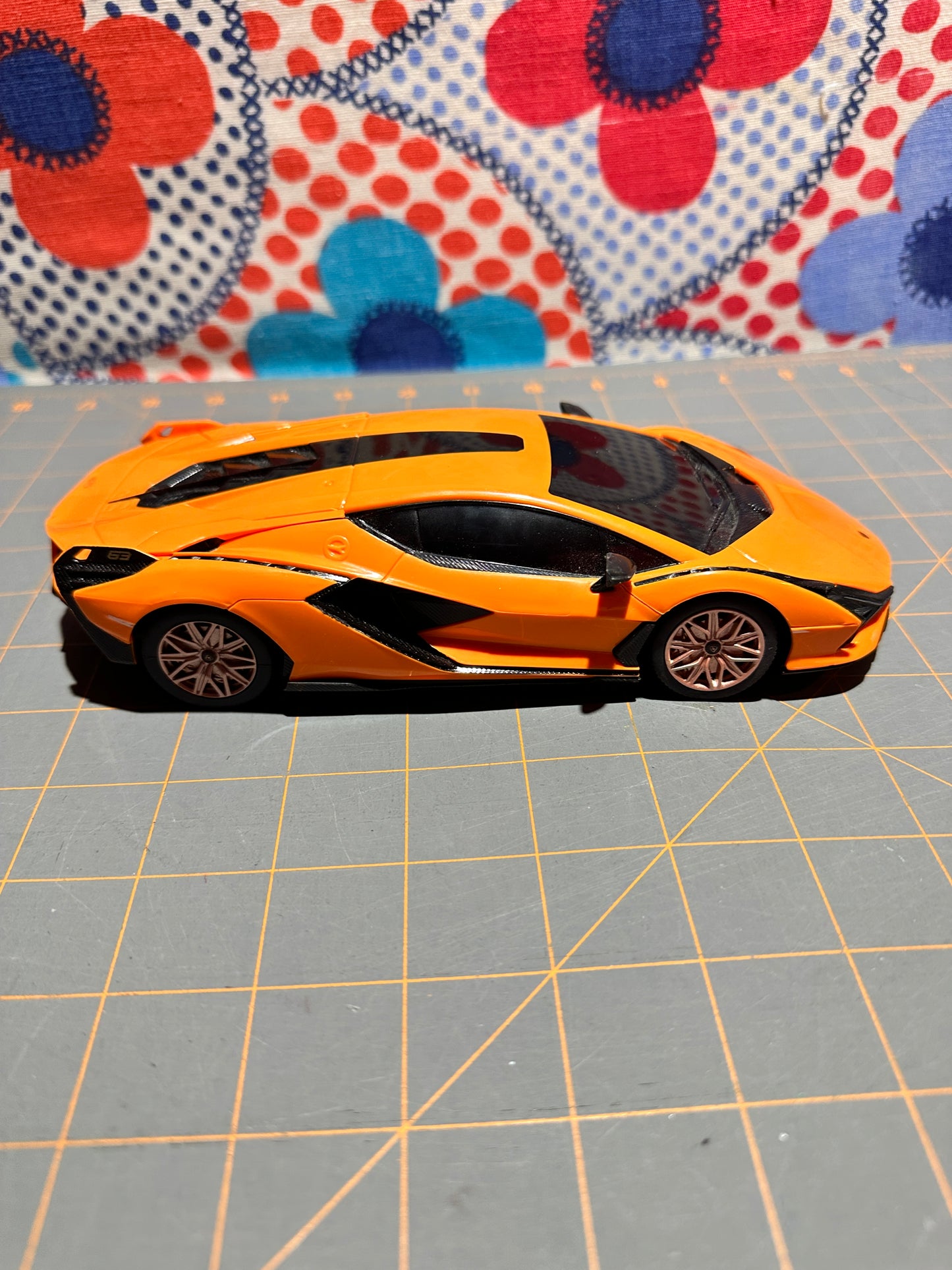 Rastar 1:24 Scale Lamborghini Aventador - NO REMOTE